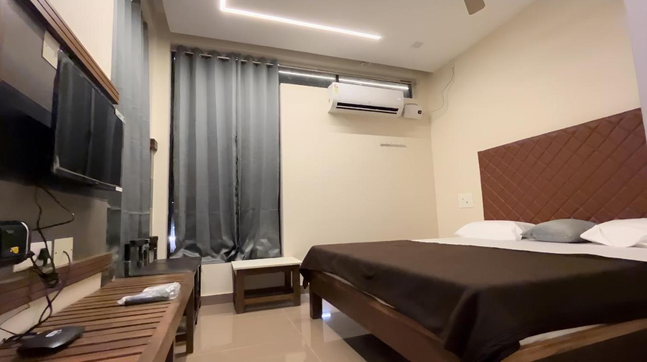 Nāgappattinam Hotel Coastal Inn מראה חיצוני תמונה